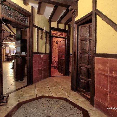 Pensjonat La Antigua Botica Pasarón Zewnętrze zdjęcie