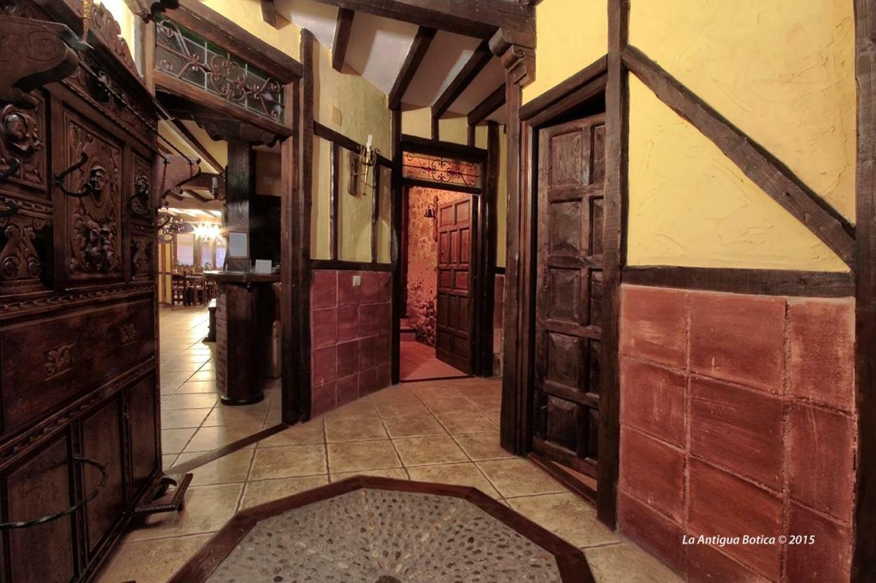 Pensjonat La Antigua Botica Pasarón Zewnętrze zdjęcie