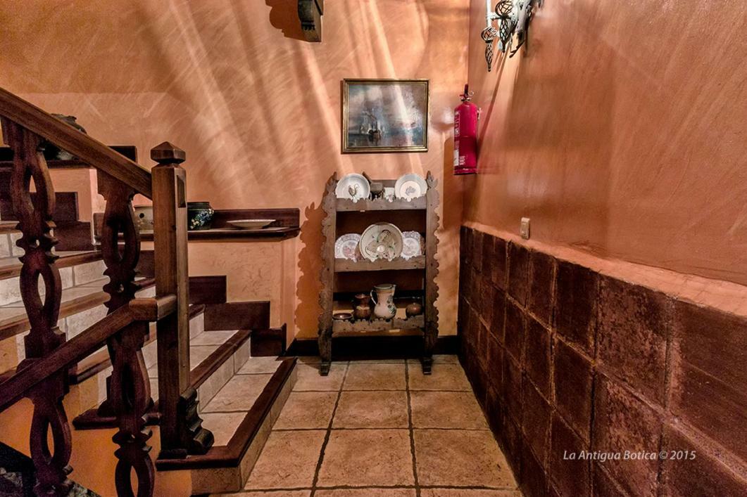 Pensjonat La Antigua Botica Pasarón Zewnętrze zdjęcie
