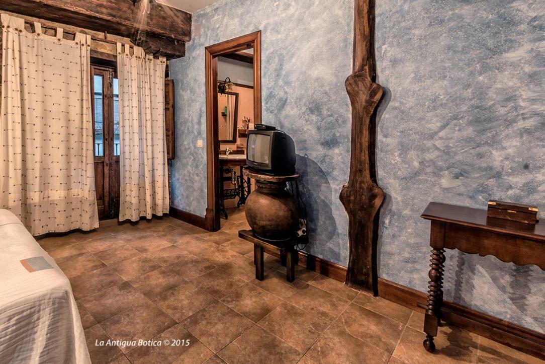 Pensjonat La Antigua Botica Pasarón Zewnętrze zdjęcie