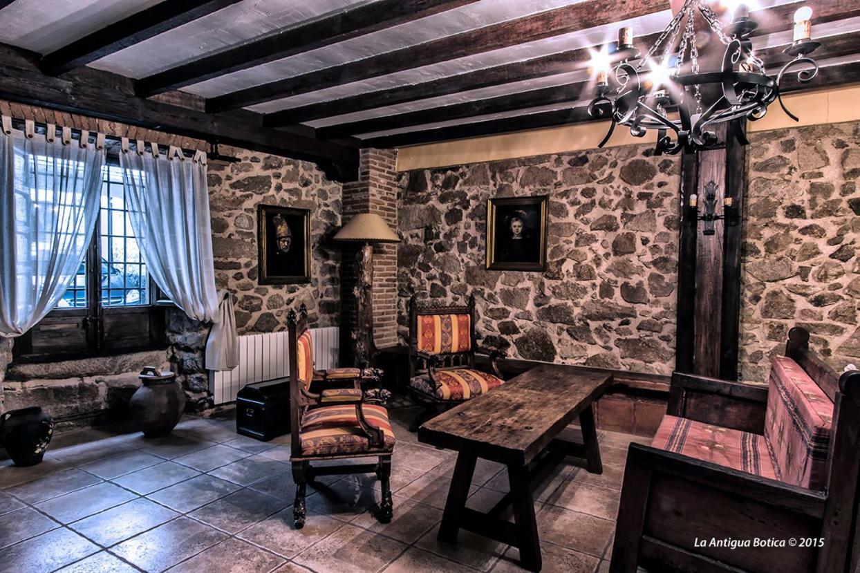 Pensjonat La Antigua Botica Pasarón Zewnętrze zdjęcie